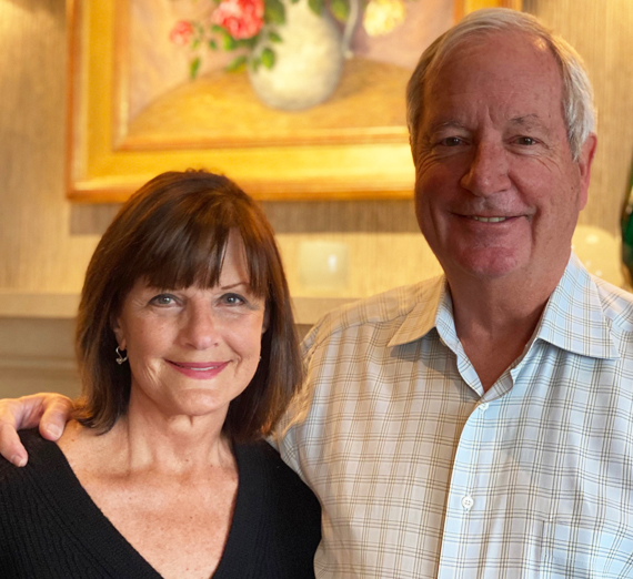 Une vue aérienne du campus montrant le College Hall et les flèches de Saint-Aloysius