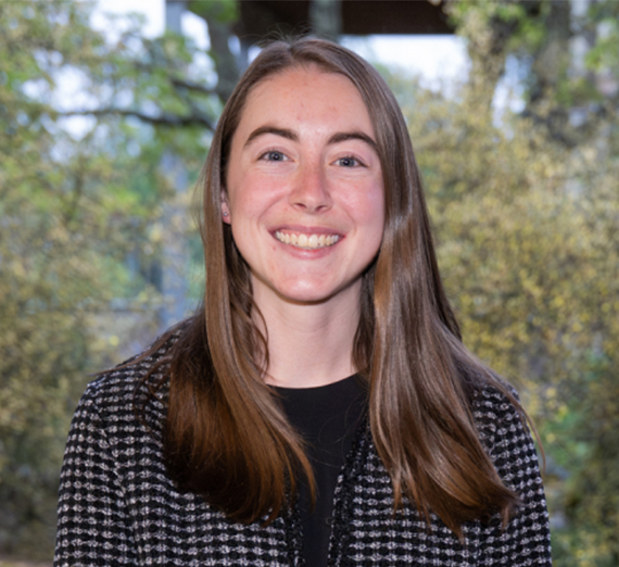 Panneau de campus avec le logo de Gonzaga et le texte Découvrez votre but